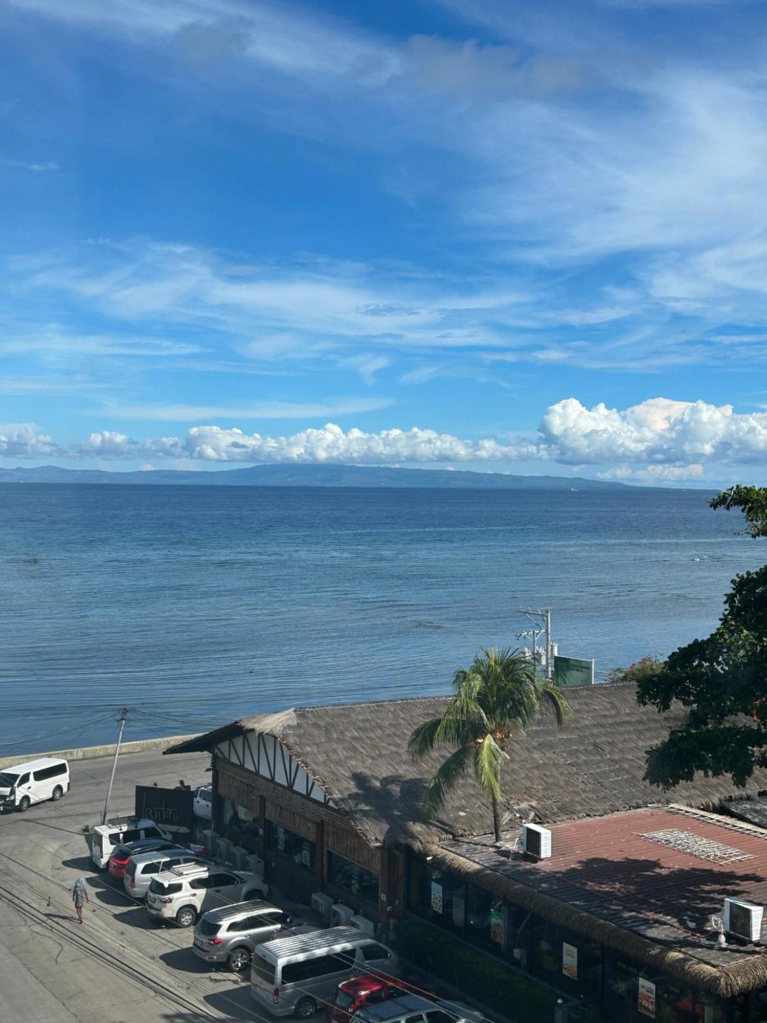 Condotel Dc Marina Spatial Felinvest Dumaguete City ภายนอก รูปภาพ